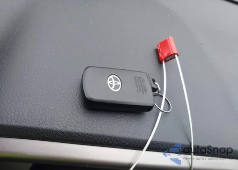 2018 Toyota Rav4 Adventure from USA, damaged, VIN 2T3RFREV2JW778036